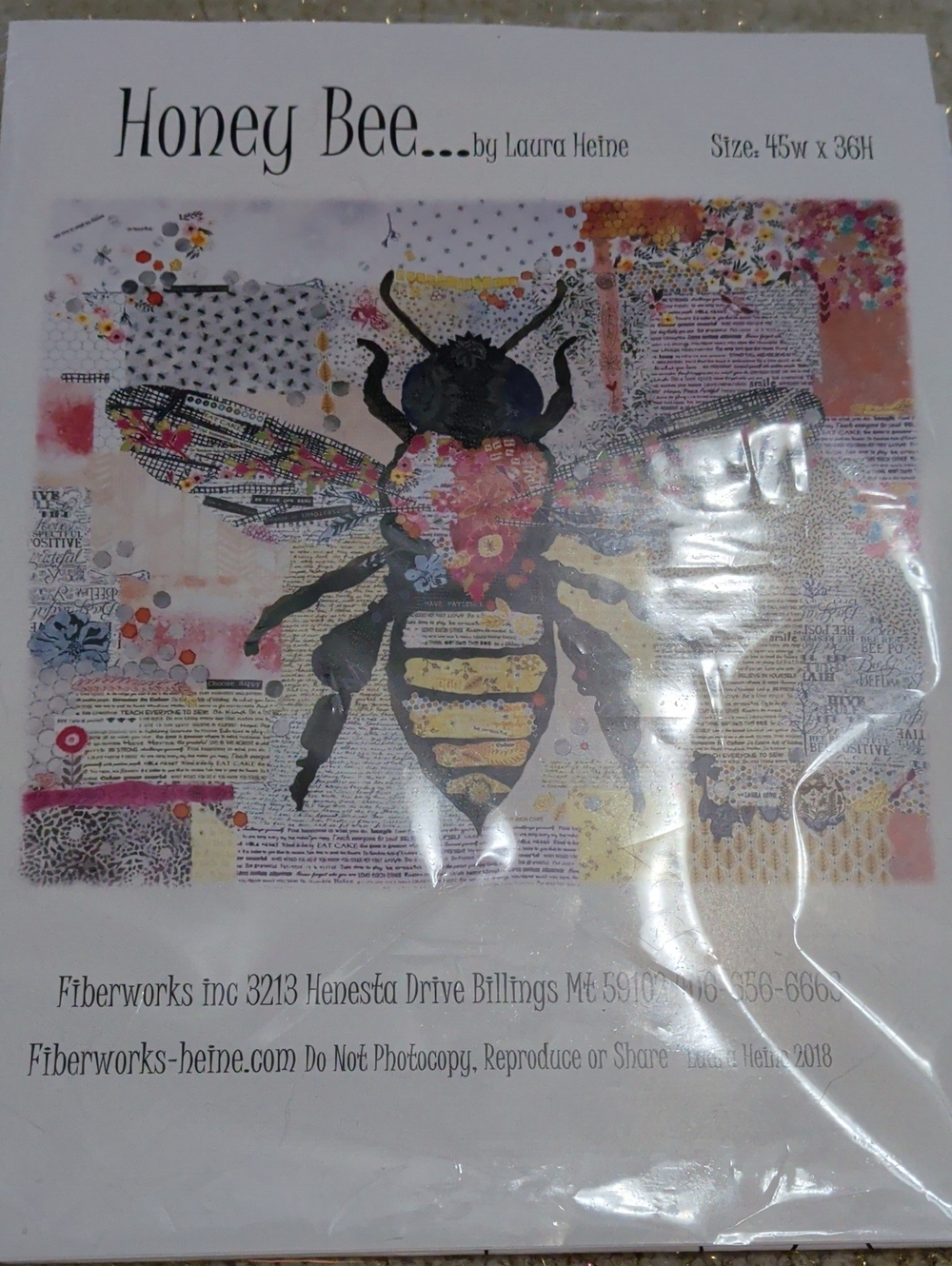 Laura Heine Honey Bee Collage Quilt Pattern 45x36 Pristine & Unused